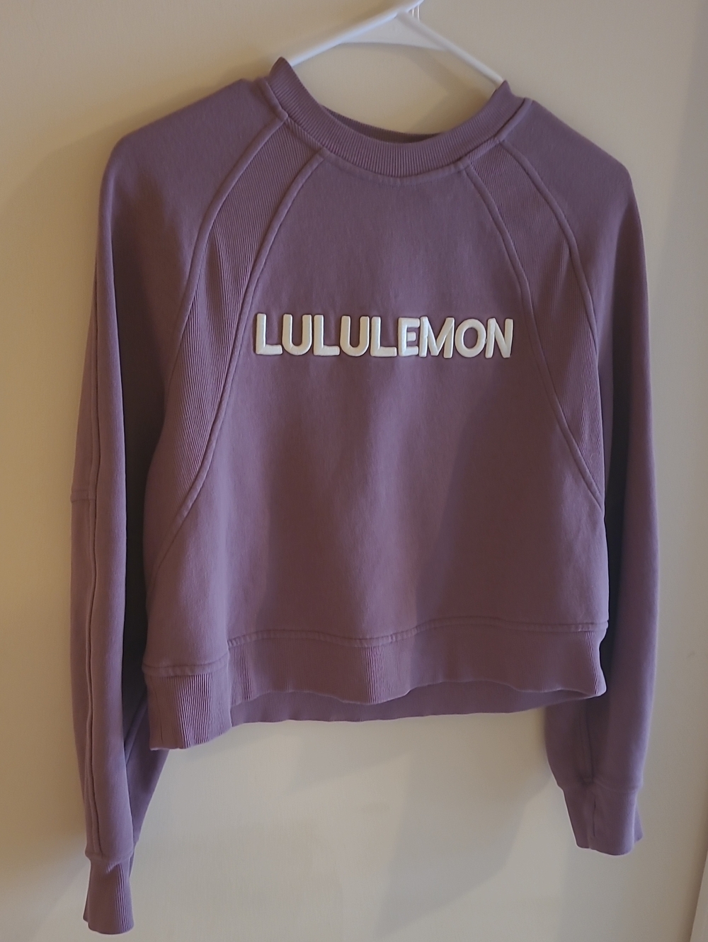 lululemon athletica Lavender Scuba Wordmark Cropped Sweatshirt XS/S
